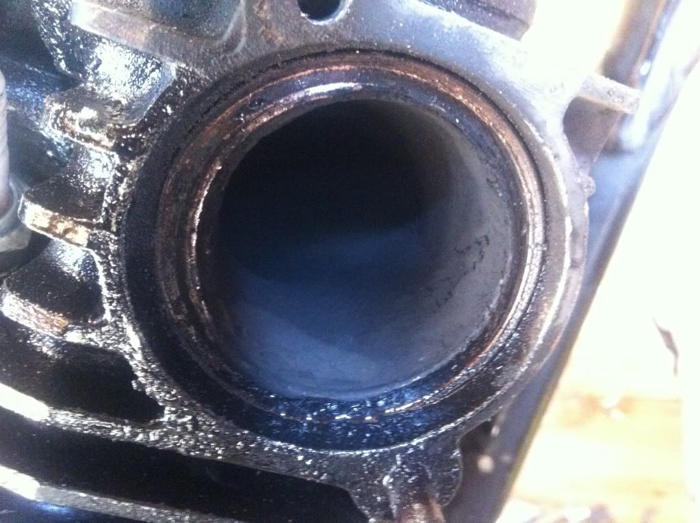 83 VT750 Teardown & Rebuild Project (For "Educational" Purposes