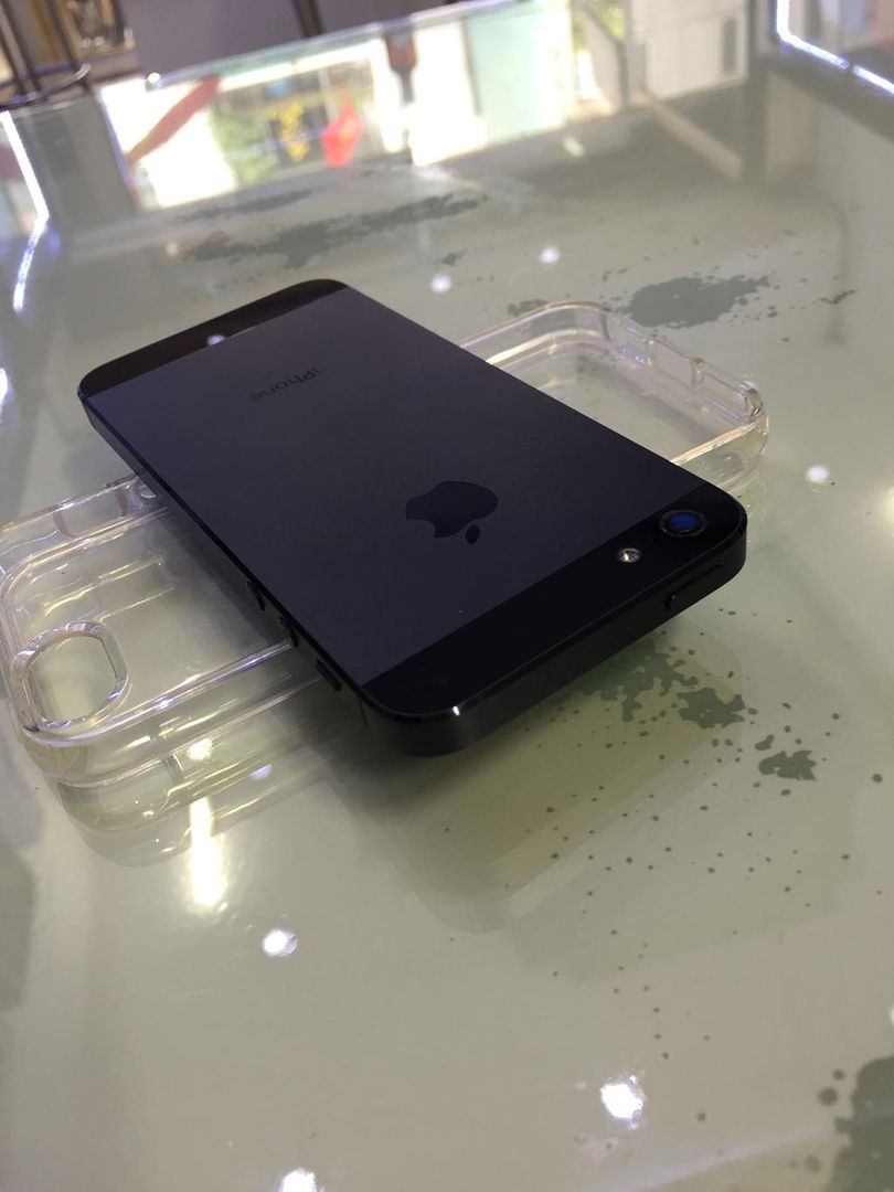 iPhone 5 16g black 99% - 4