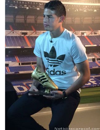photo James-2-marca-agua_zps9c39b622.jpg